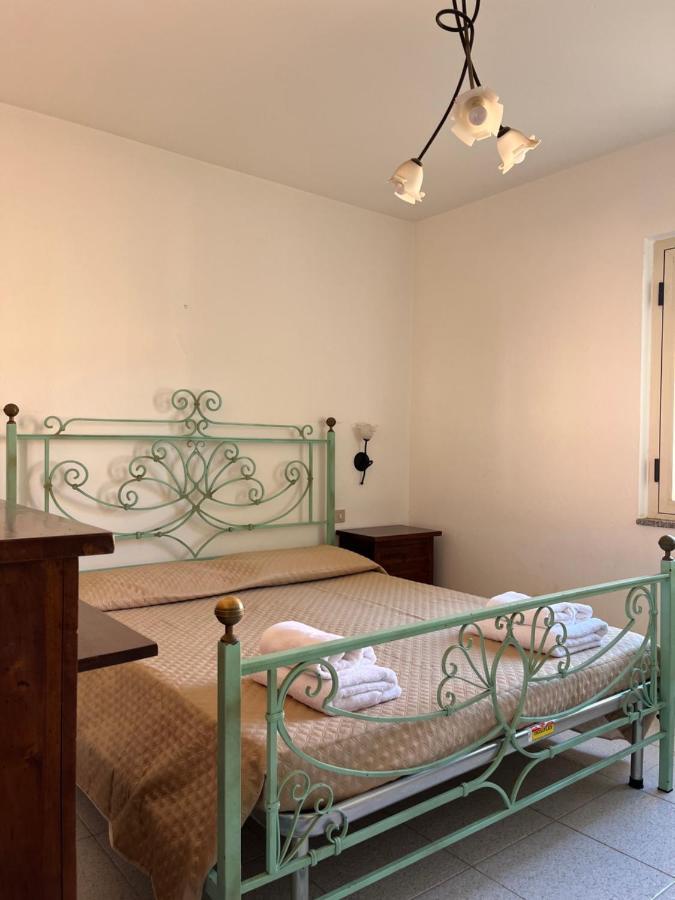 Apartmán La Casa Di Tonia La Caletta Exteriér fotografie